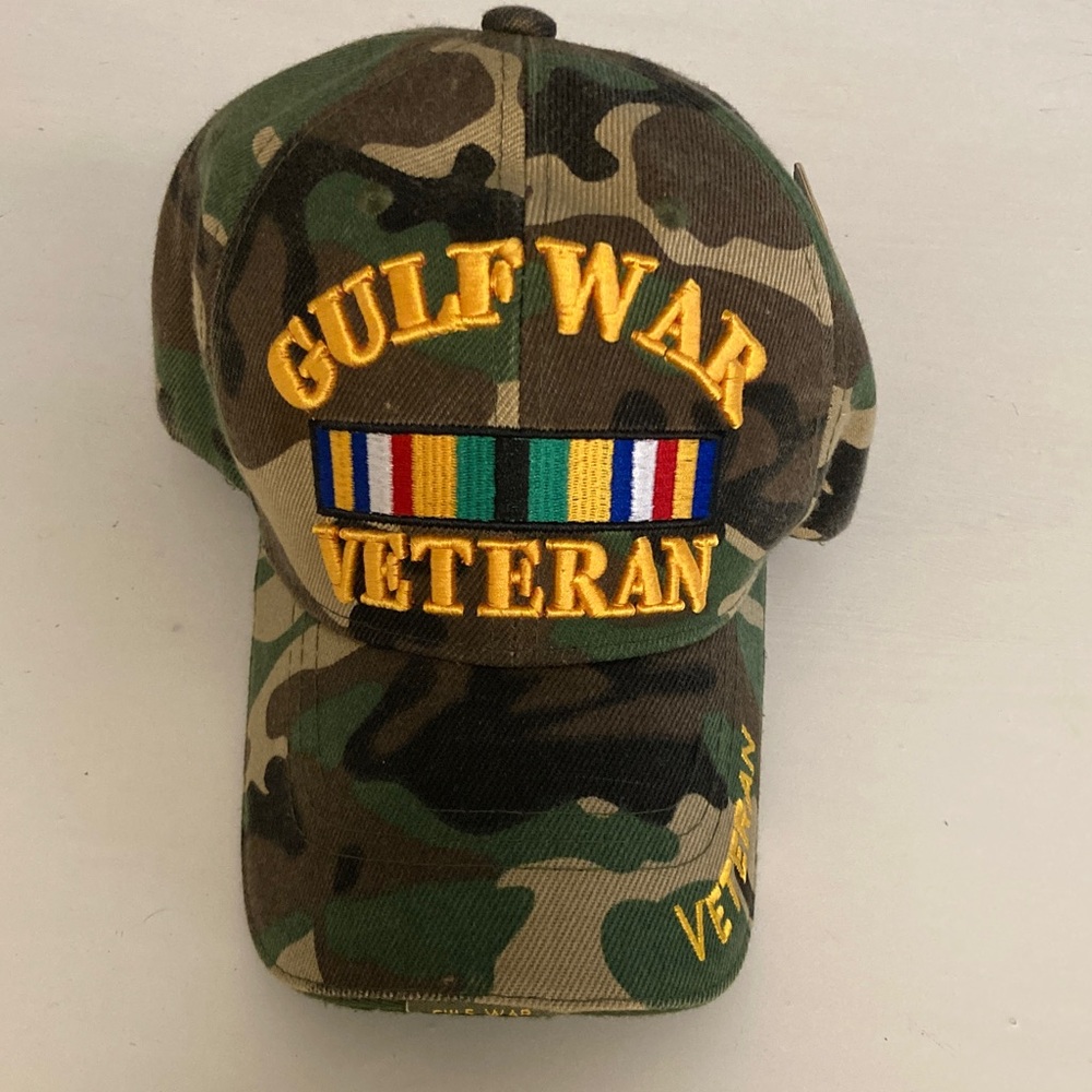 Camouflage Gulf War Veteran hat 
Excellent condition